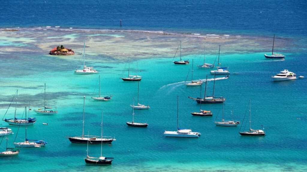 Sailing around Union Island, St. Vincent and the Grenadines